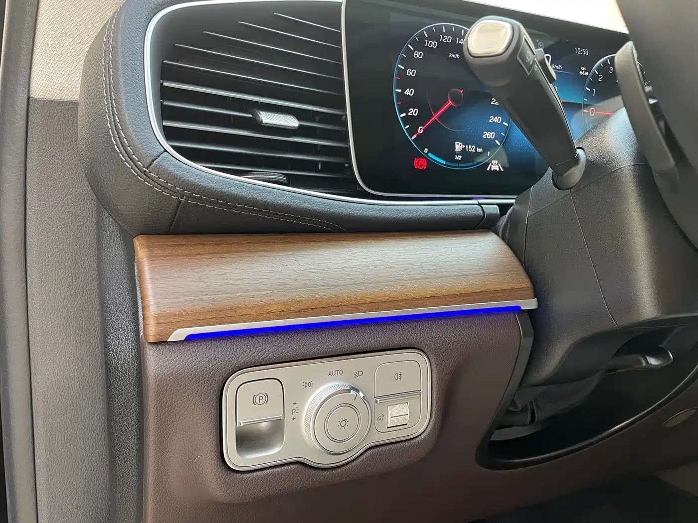 Mercedes-Benz GLE New Energy 2023 GLE 350 e 4MATIC фото 38