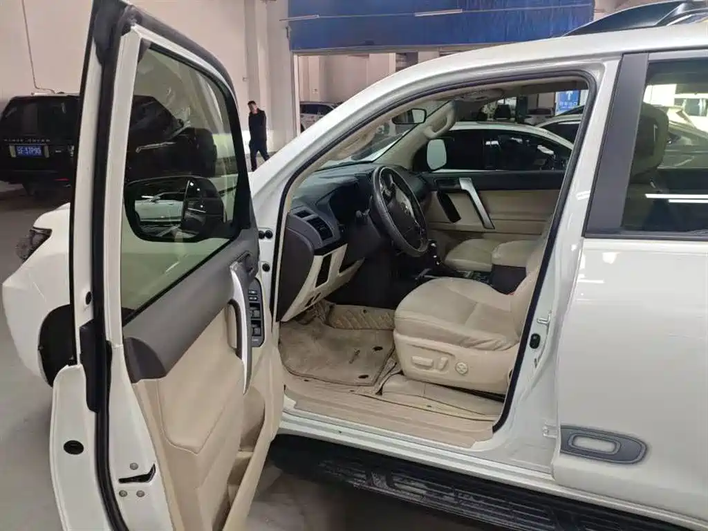 Toyota Prado 2016 3.5L Auto TX-L NAVI фото 6