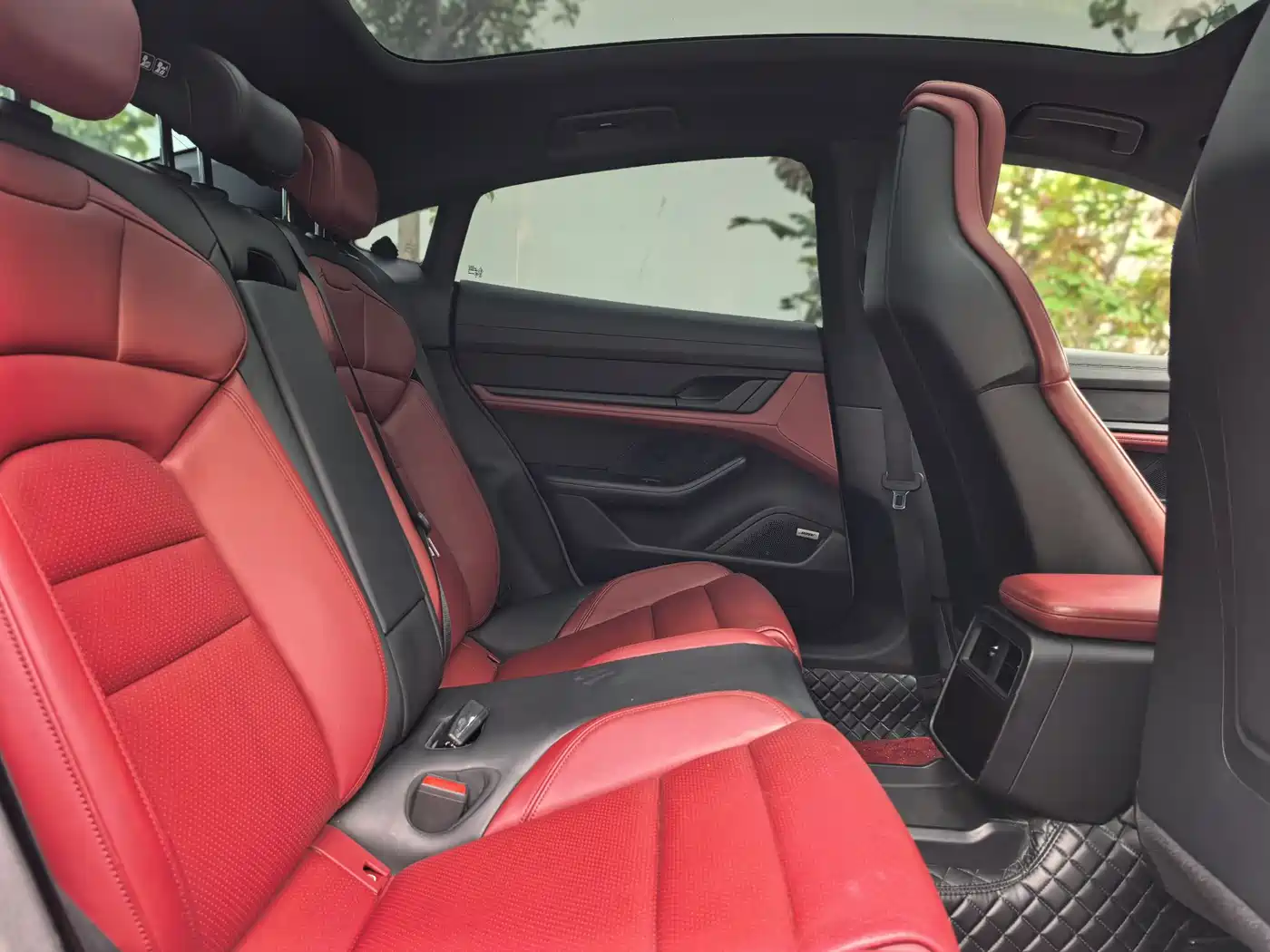 Porsche Taycan 2020 Taycan фото 10