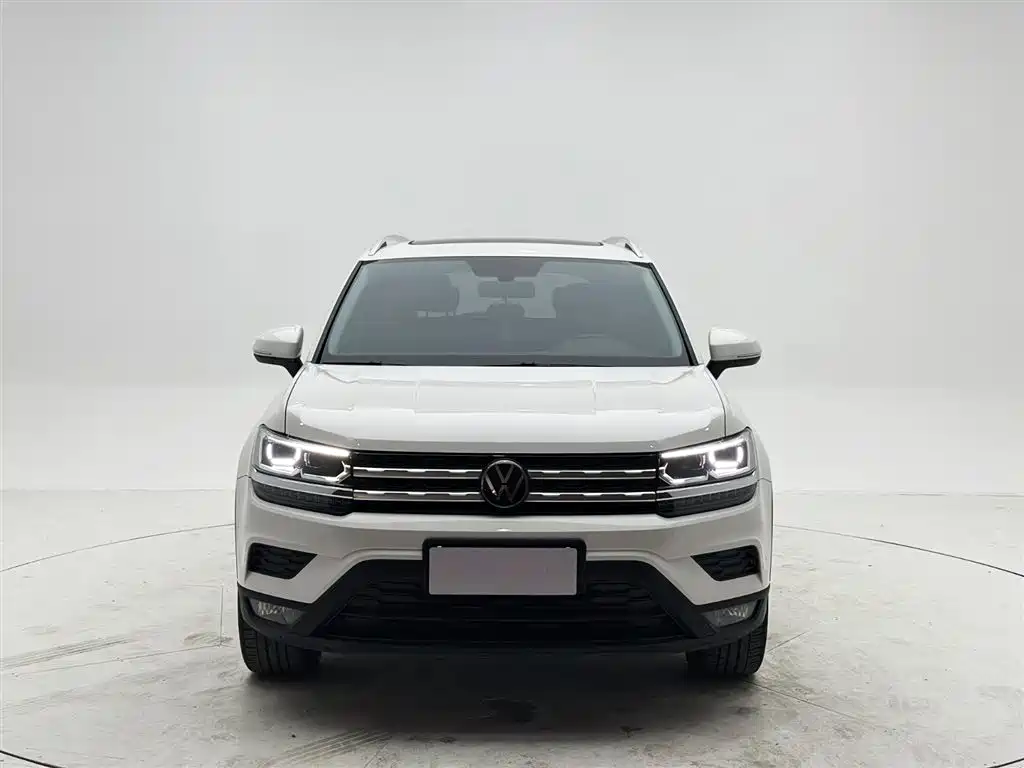 Volkswagen Tharu 2022 280TSI FWD Luxury Edition фото 2