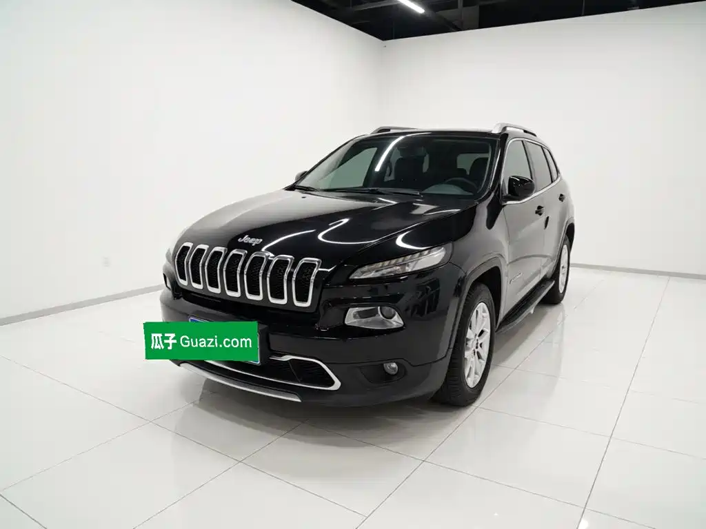 Jeep Cherokee 2017 — пригон из Китая