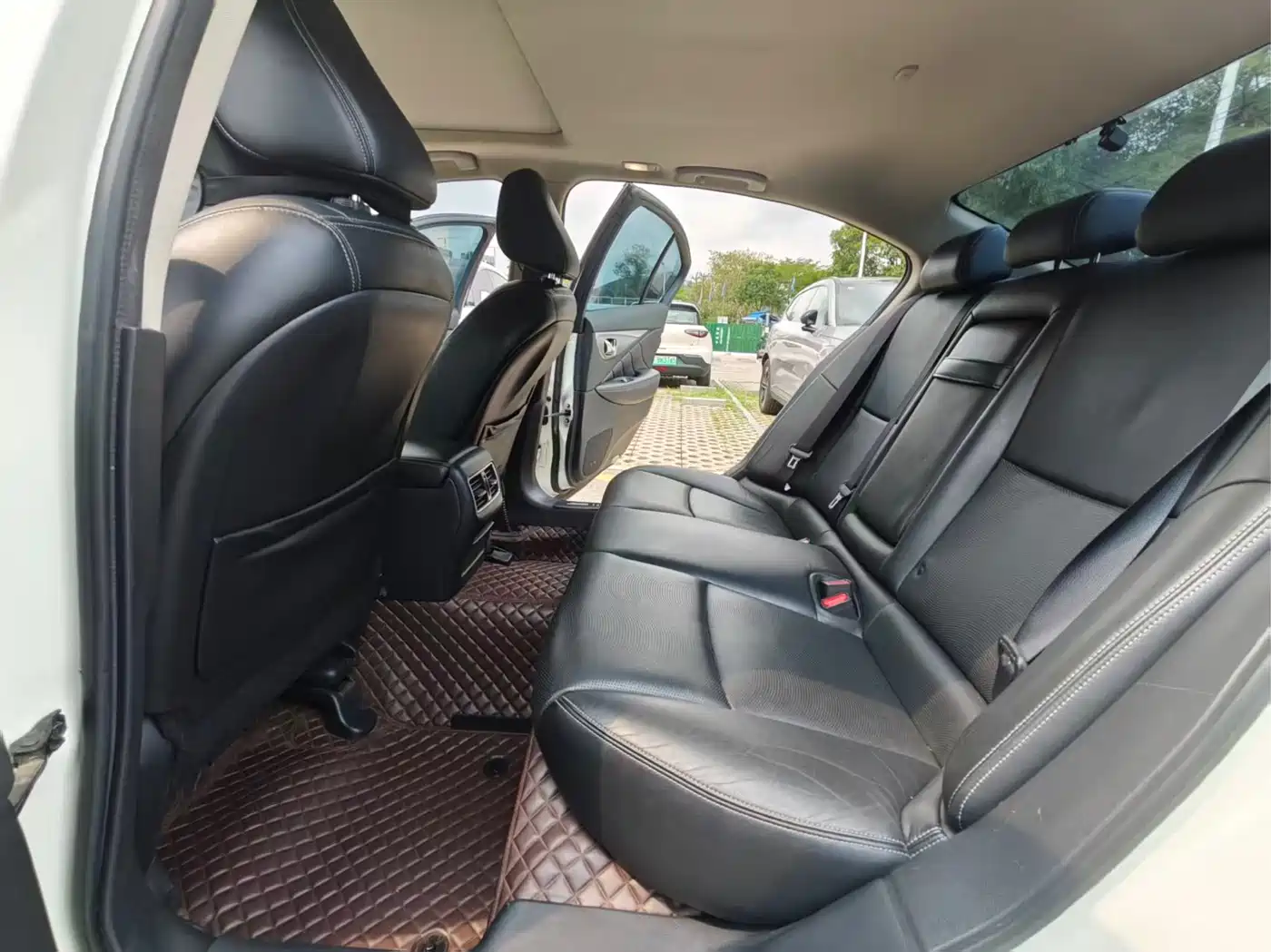 Infiniti Q50L 2016 2016 Model 2.0T Joy Edition