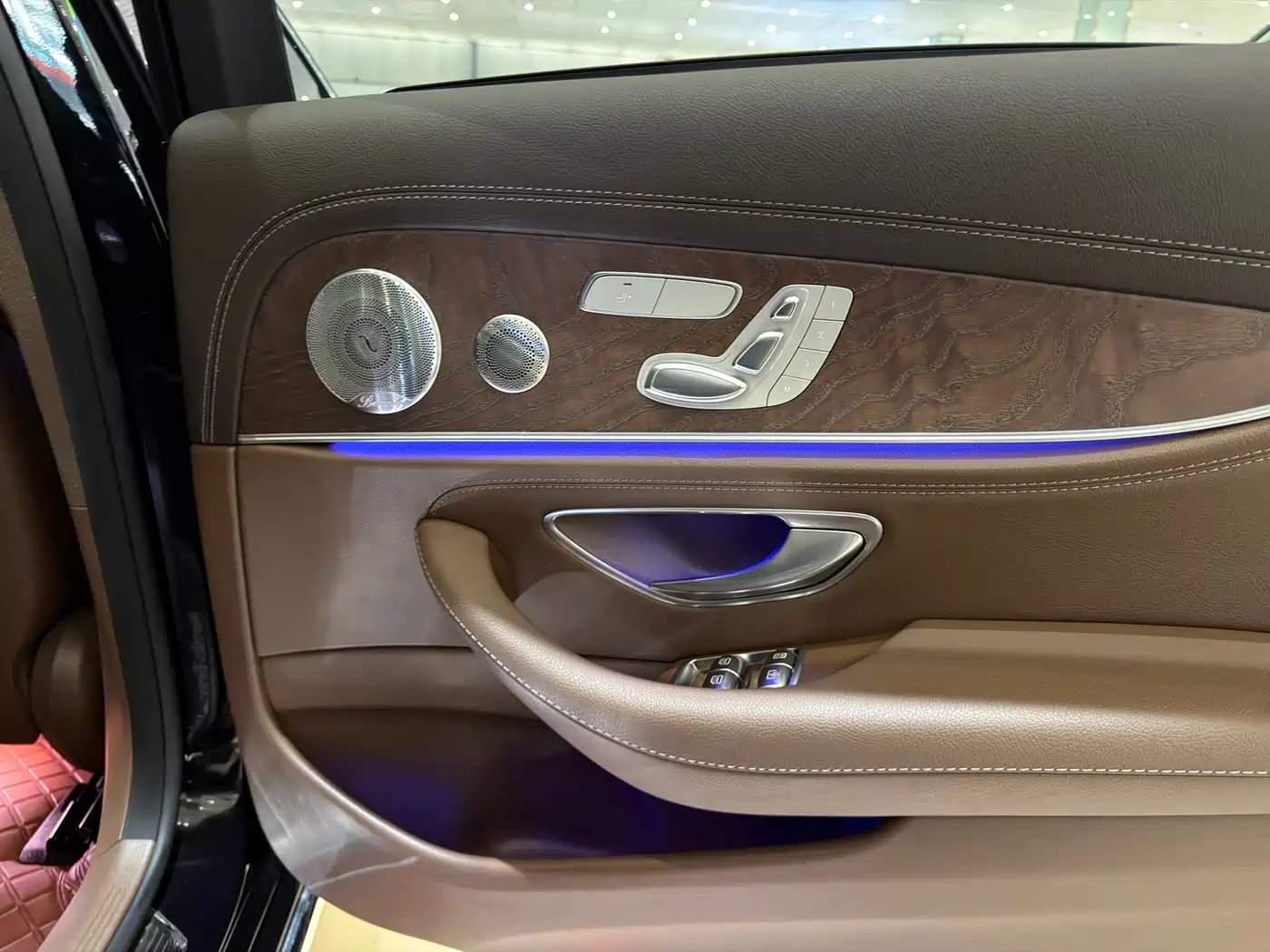 Mercedes-Benz E-Class 2021 E 300 L Luxury фото 13