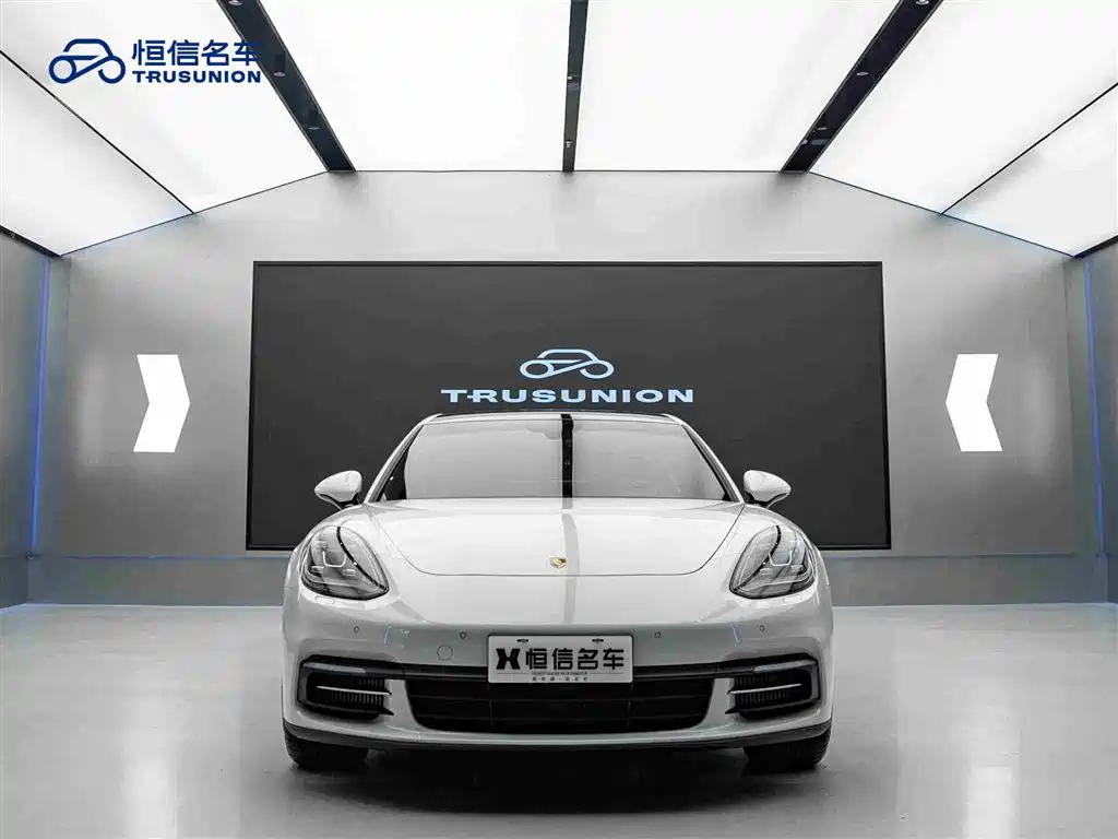 Porsche Panamera 2019 Panamera Executive Long Wheelbase 2.9T фото 2