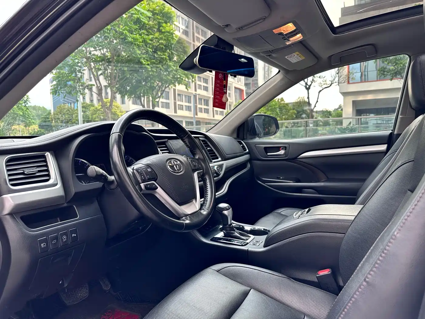 Toyota Highlander 2018 2.0T 4WD Luxury 7-seater China VI фото 5