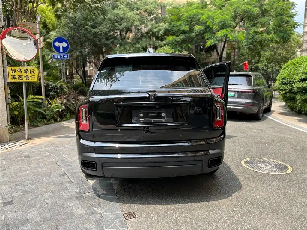 Rolls-Royce Cullinan 2020 2018 4-Seater Version
