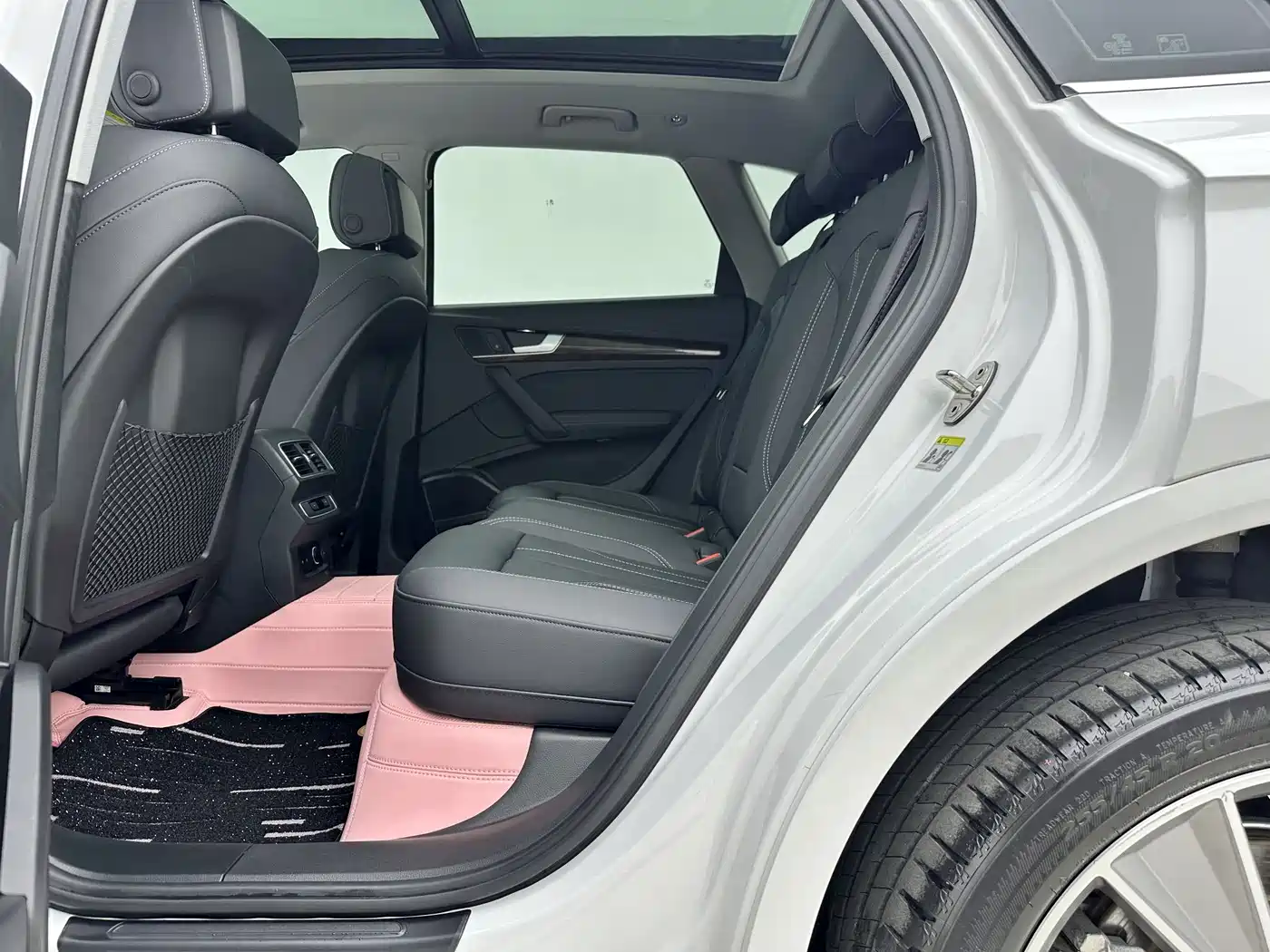Audi Q5L 2022 45T Luxury Dynamic фото 6