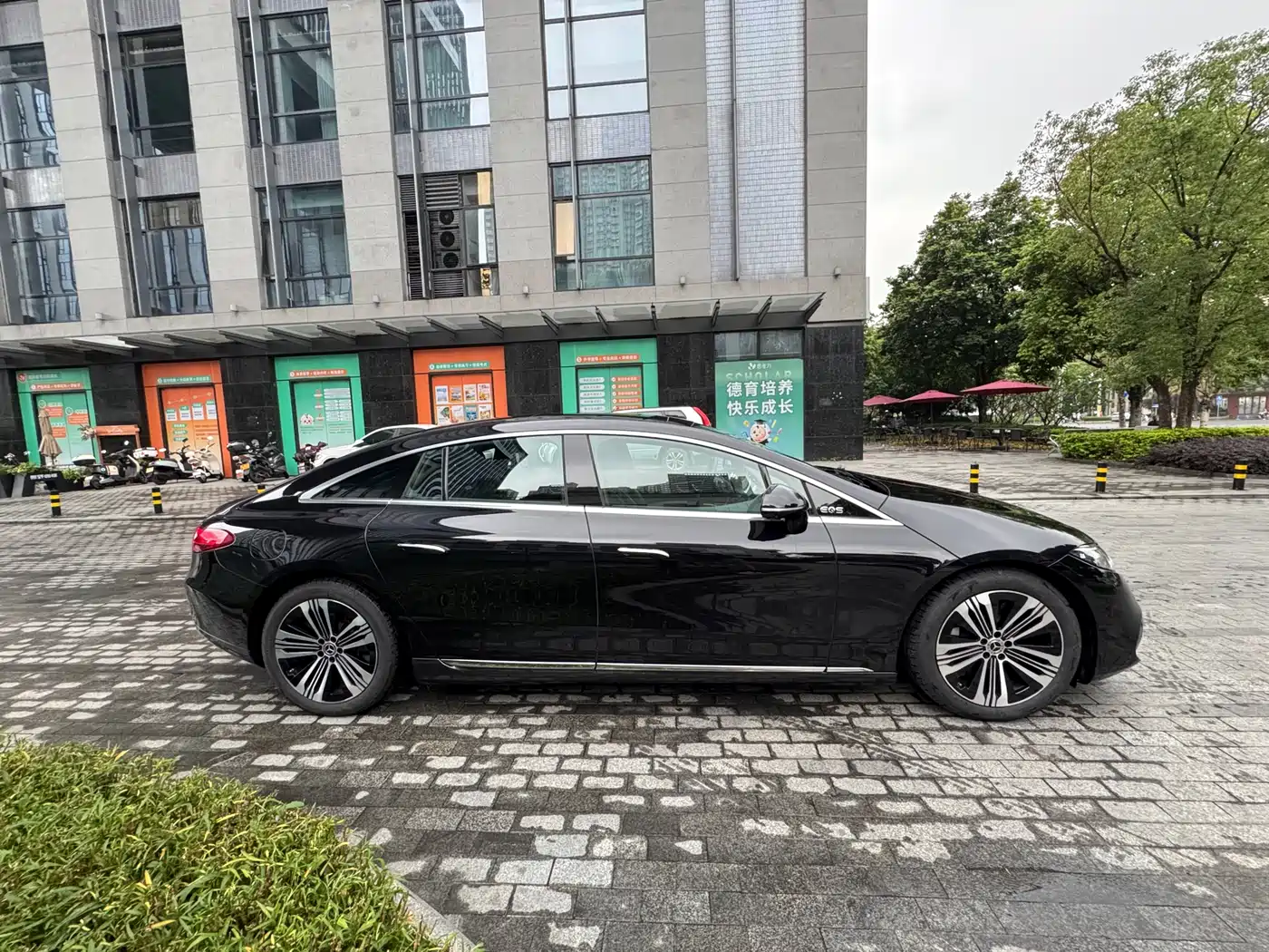 Mercedes-Benz EQS 2023 450+ Pioneer Edition фото 9