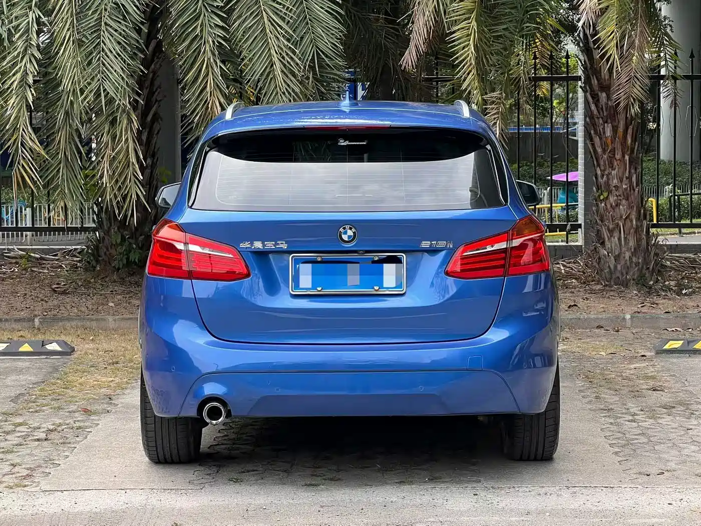 BMW 2 Series Touring 2019 2018 218i Luxury Line
