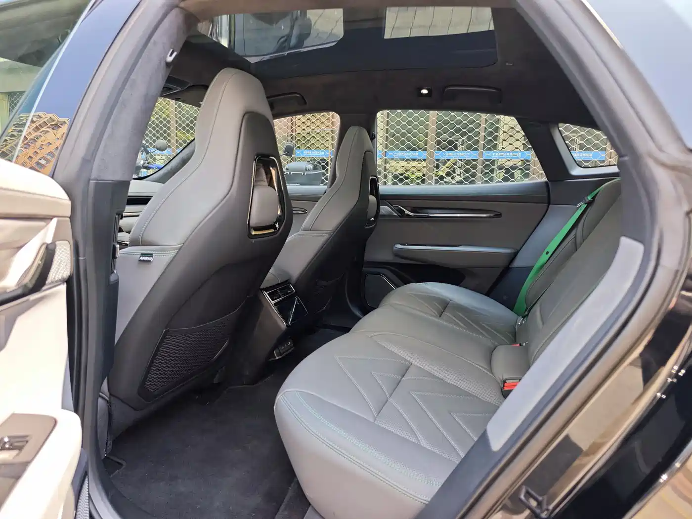 ZEEKR EXTREME KRYPTON 001