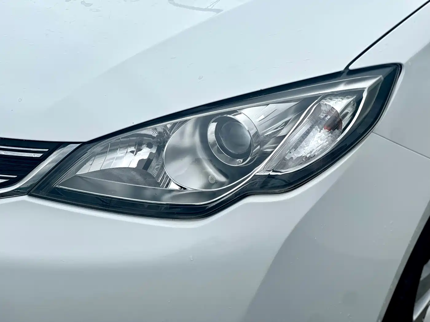 Roewe 360 2016 2015 1.5L Automatic Luxury