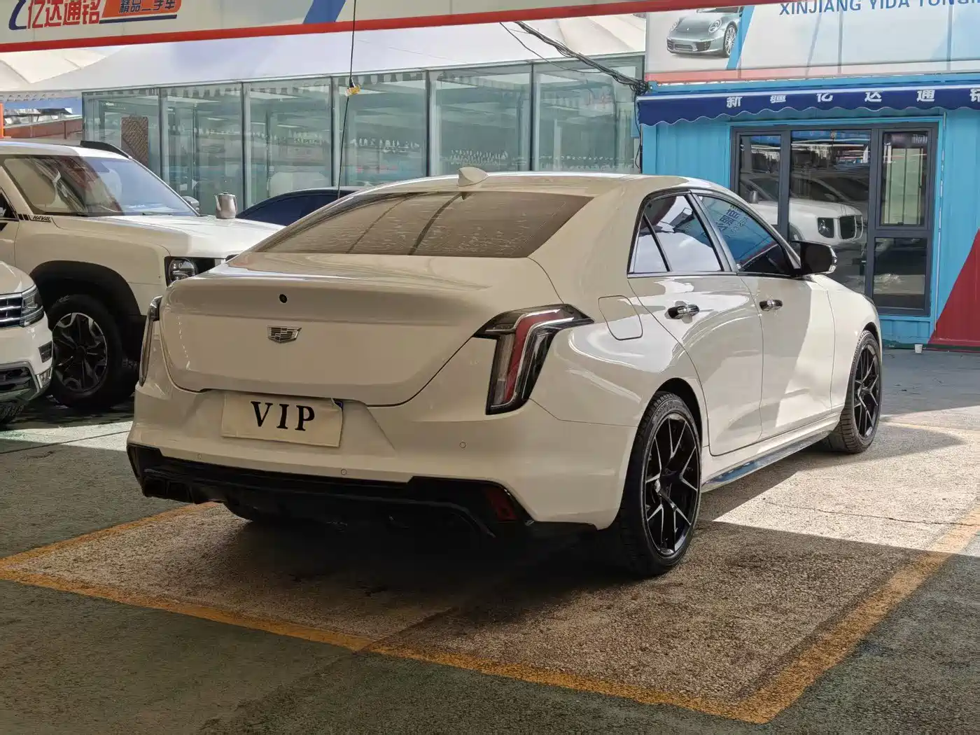 Cadillac CT4 2020 28T Elite фото 9