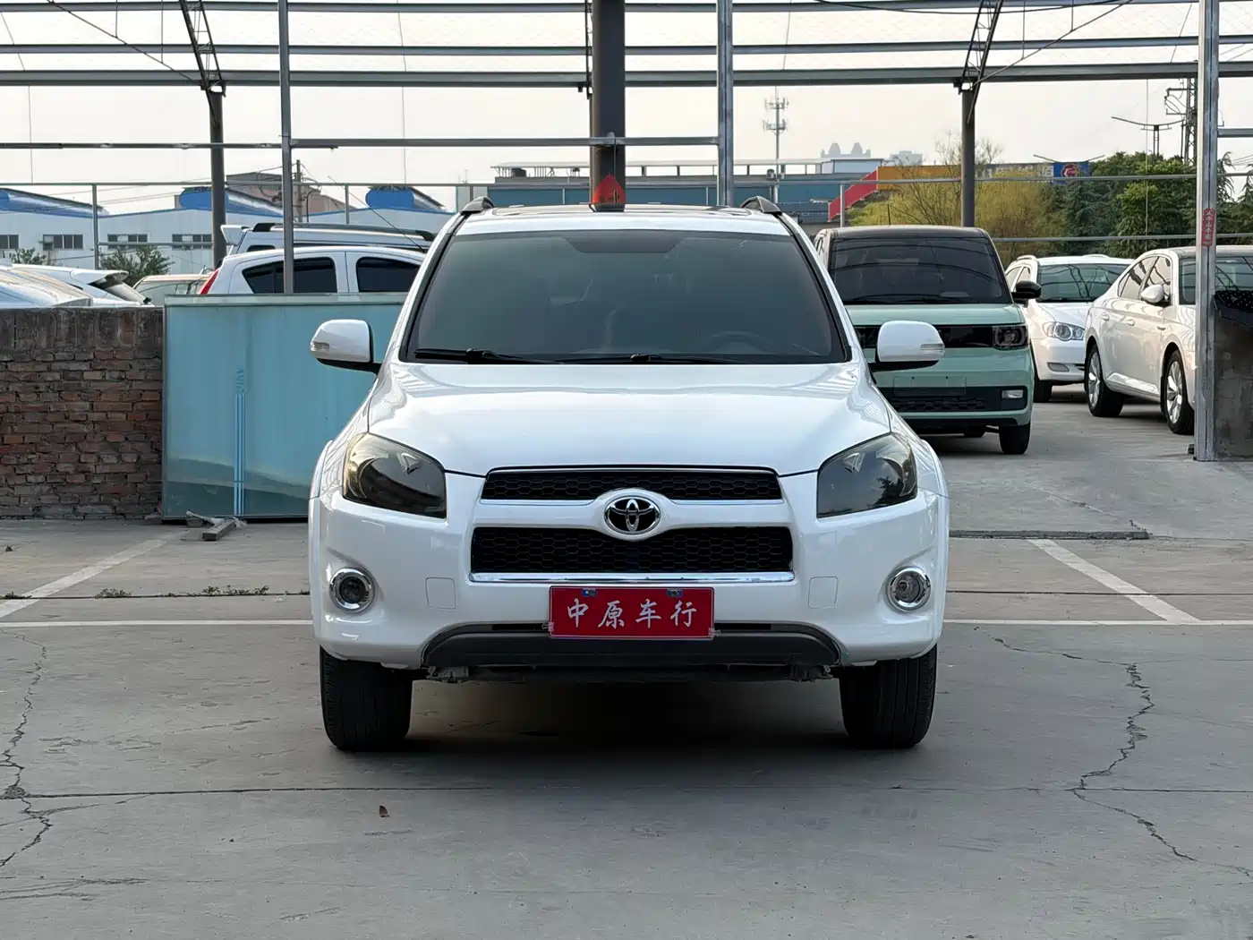 Toyota RAV4 Rongfang 2012 Styling Edition 2.0L Automatic 4WD фото 2