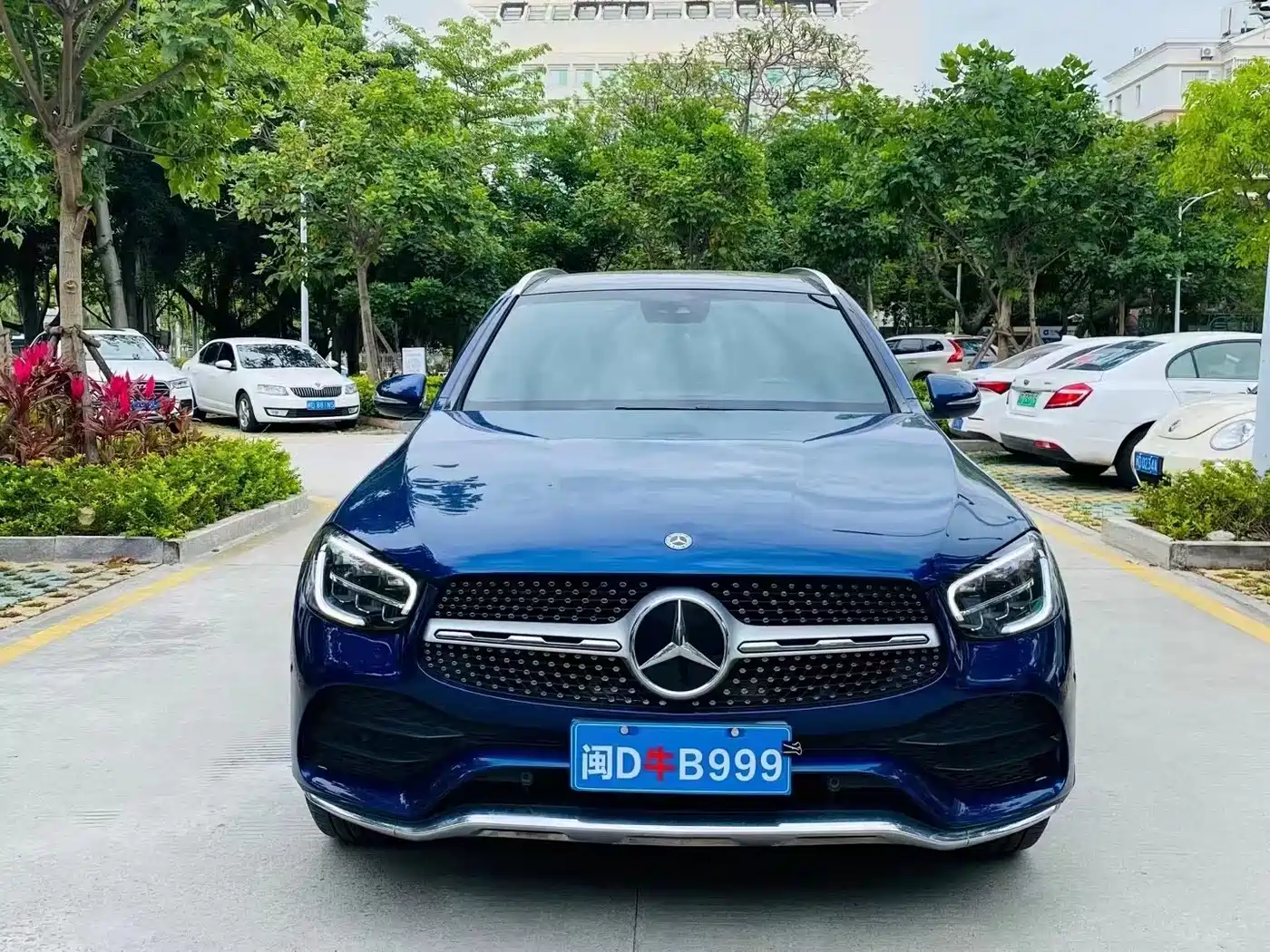 Фото 2 - Mercedes-Benz GLC