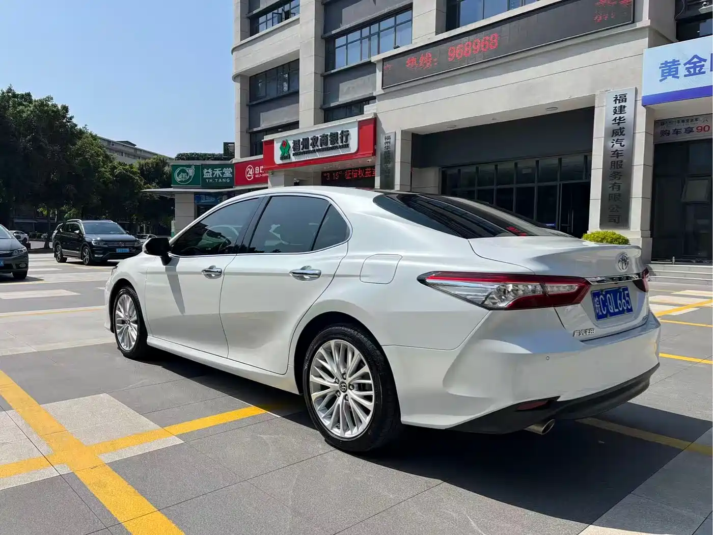 Toyota Camry 2019 2.5G Luxury Edition China VI фото 5