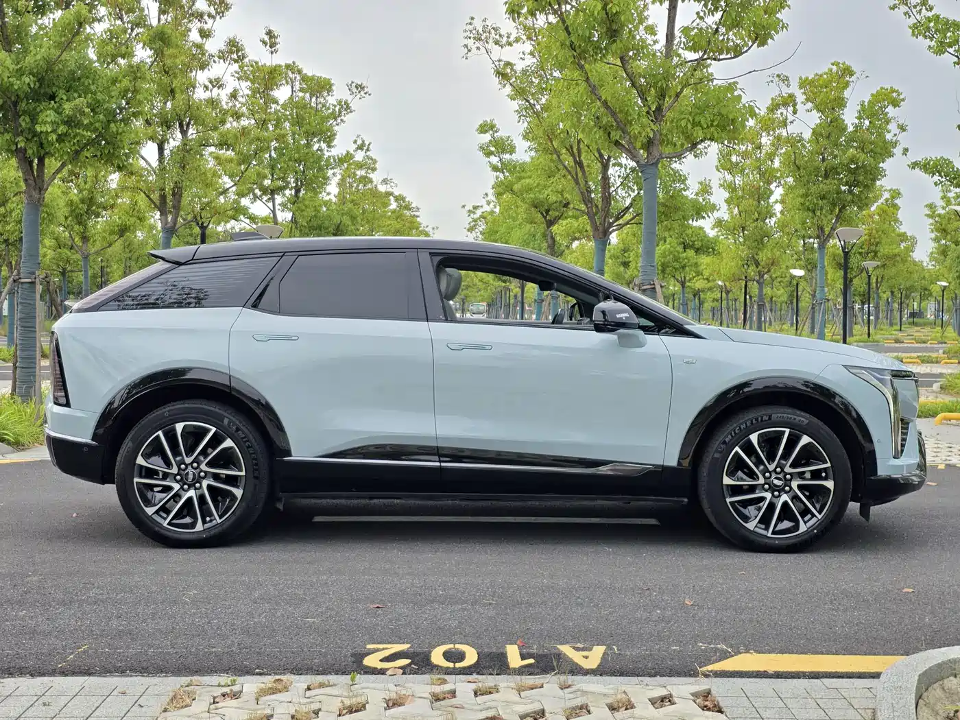 Cadillac IQ Ao Ge 2024 2024 AWD Long Range Edition
