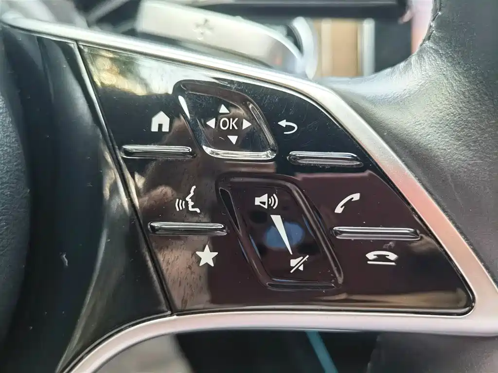 Mercedes-Benz E-Class 2024 E 300 L Fashion фото 37