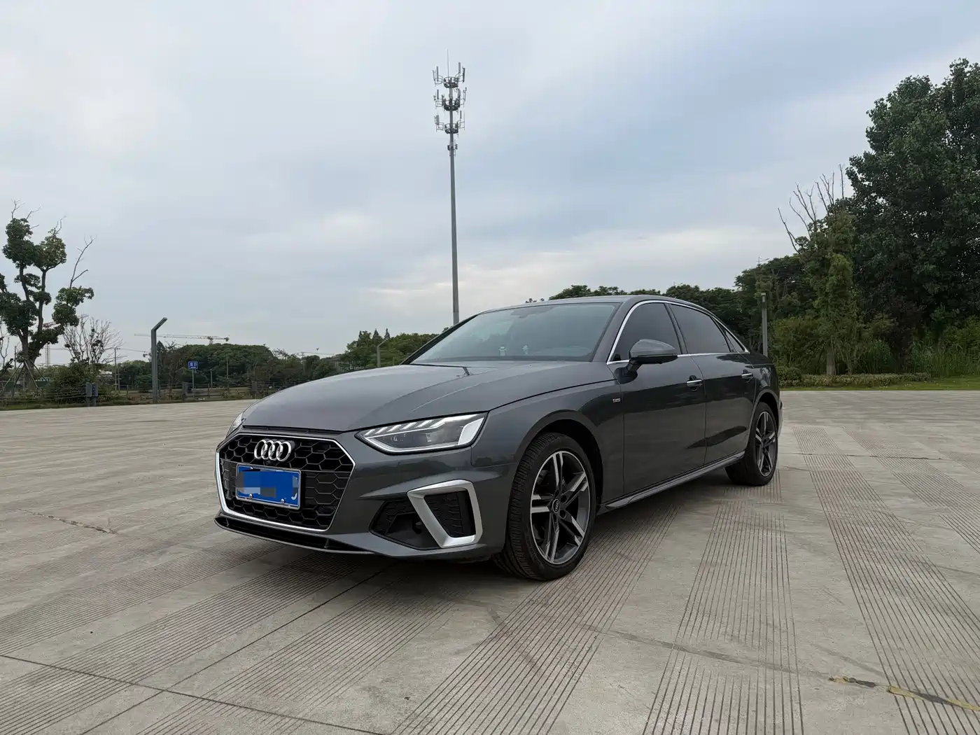Audi A4L 2022 40 TFSI Luxury Dynamic