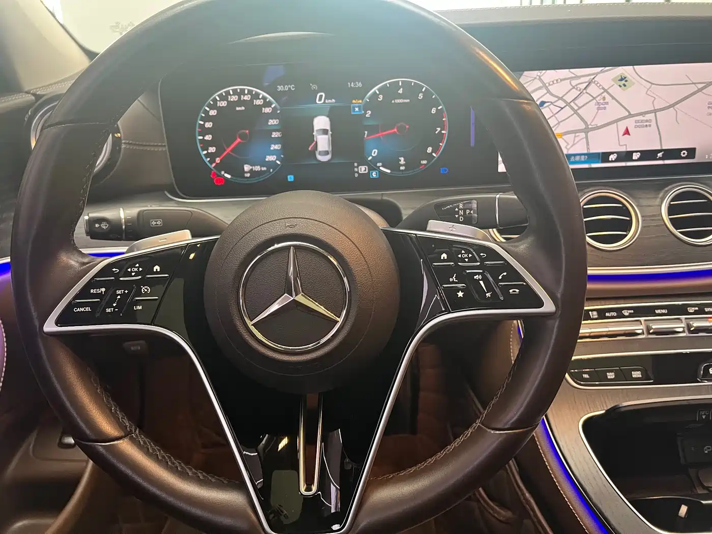 Mercedes-Benz E-Class 2023 E 300 L Fashion фото 6