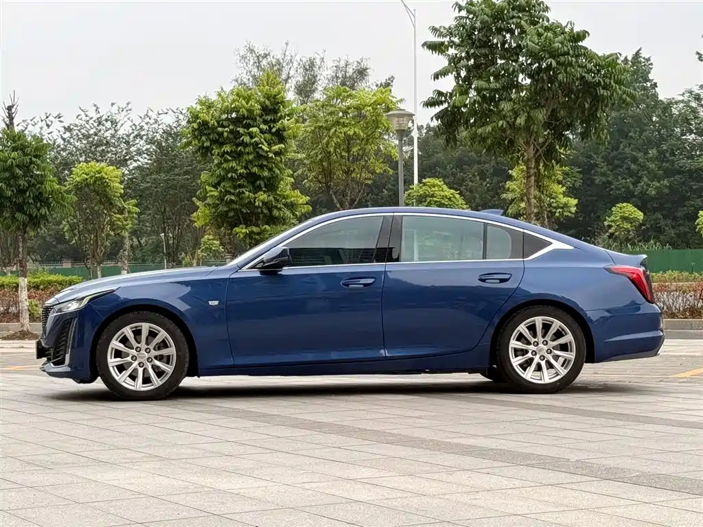 CADILLAC CT5