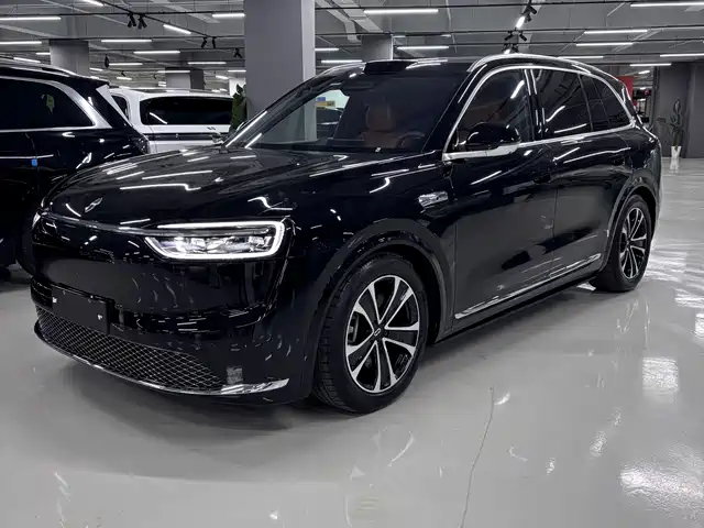  AITO Wenjie AITO M7