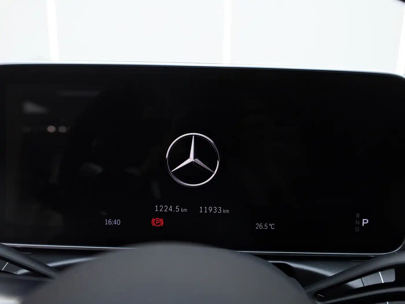 Mercedes-Benz C-Class 2025 C 260 L Night Sport Edition фото 11