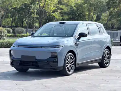 Leapmotor B10
