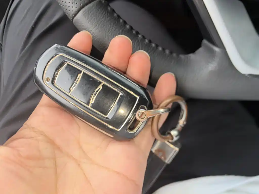 Фото 9 - Geely Emgrand