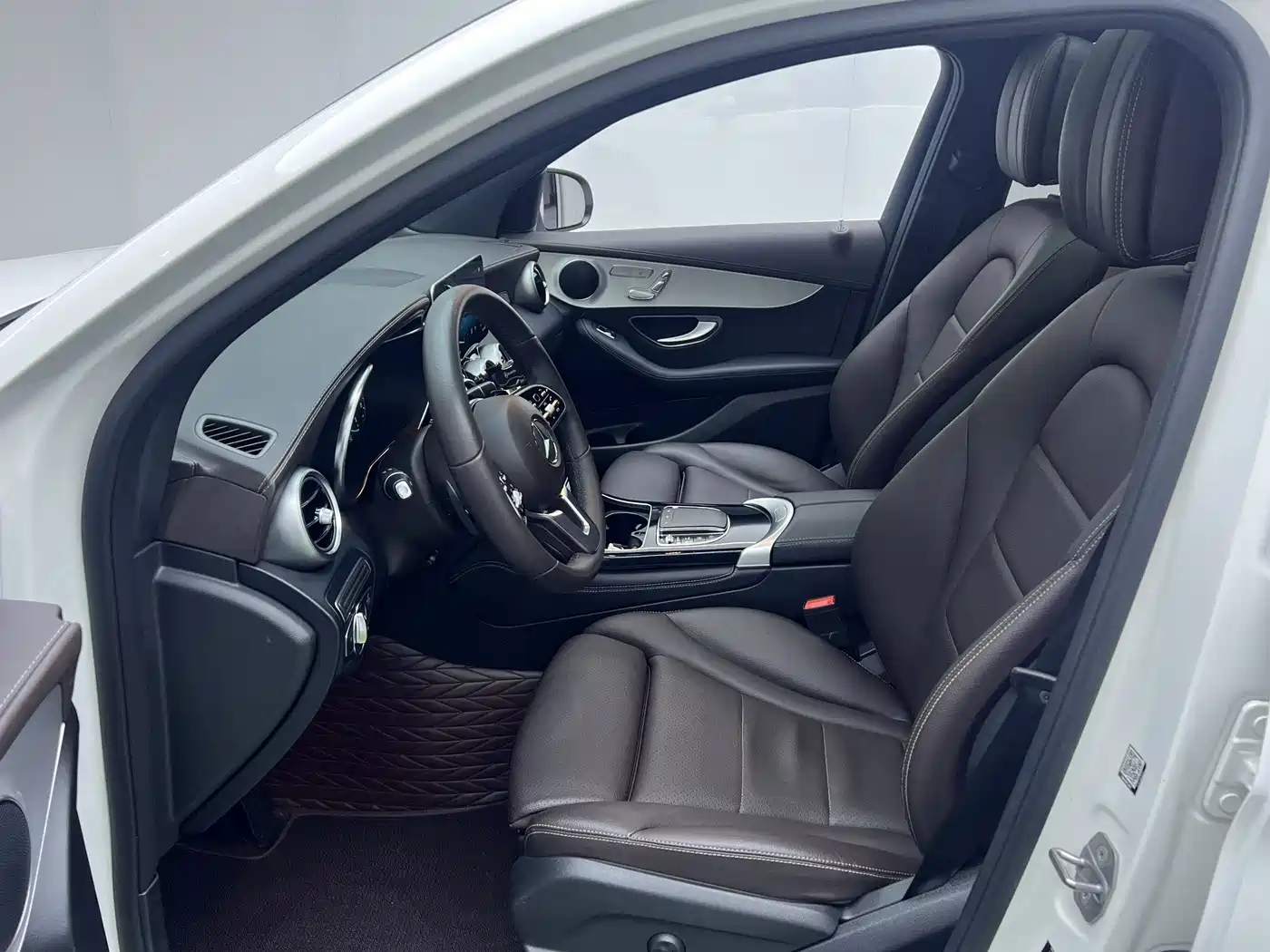 Mercedes-Benz GLC 2022 Facelift GLC 260 L 4MATIC Dynamic фото 20