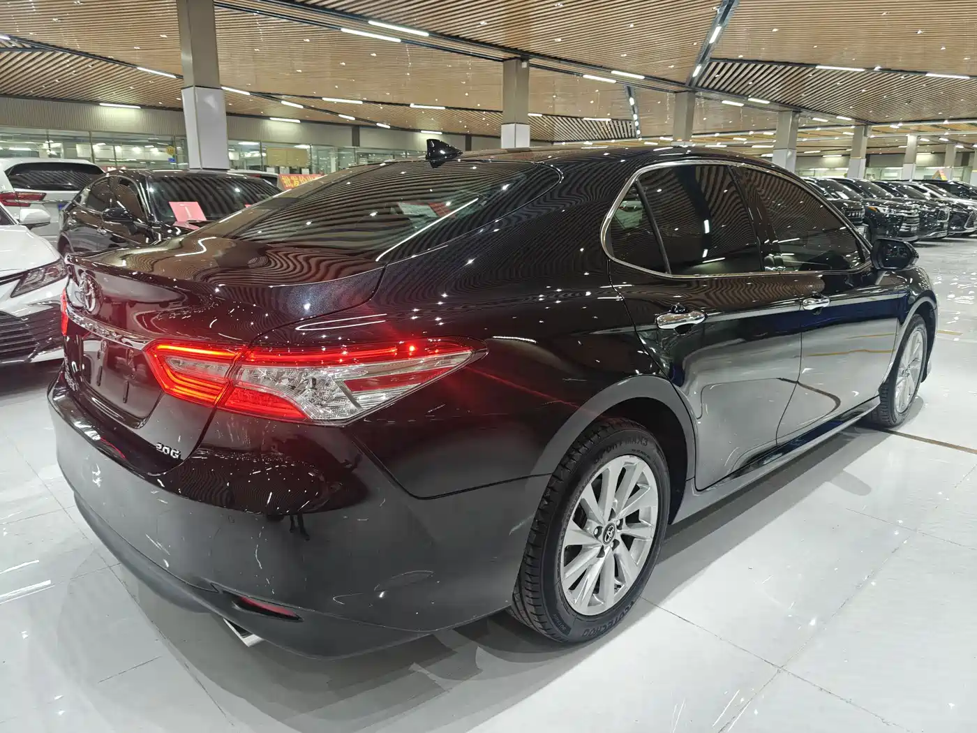 Toyota Camry 2021 2.0G Luxury Edition фото 13