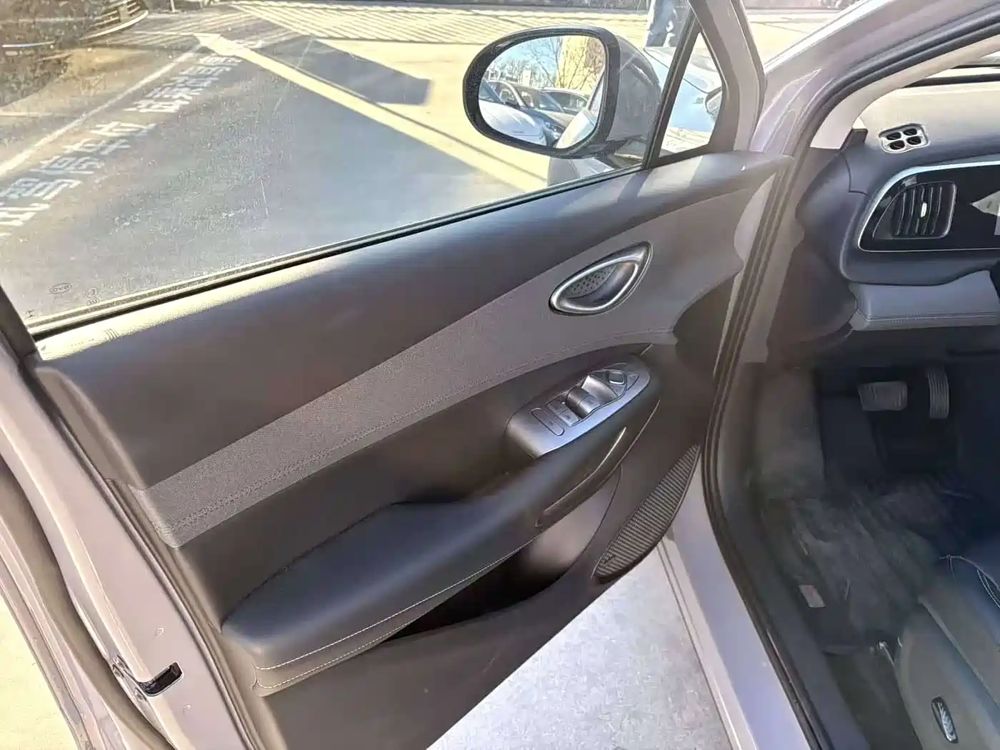 BYD Hai Shi 05 EV 2025 520KM Smart Navigation Edition фото 6