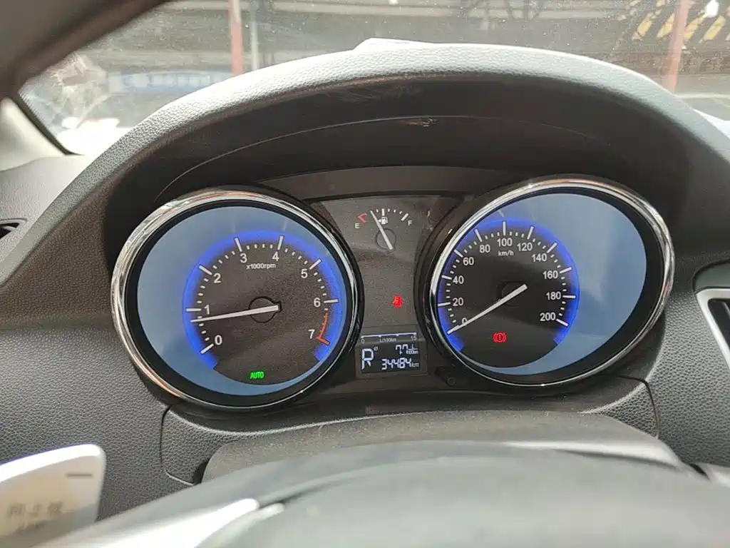 Cowin Kaiyi C3 2016 2015 1.5L AMT Gold Diamond Edition