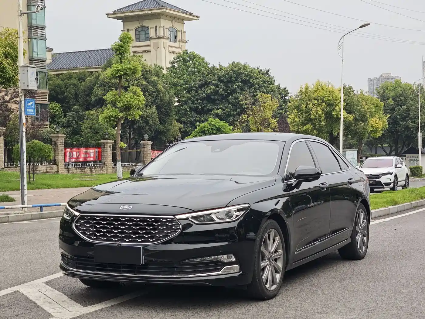 Ford Taurus 2021 2019 EcoBoost 245 Premium Edition