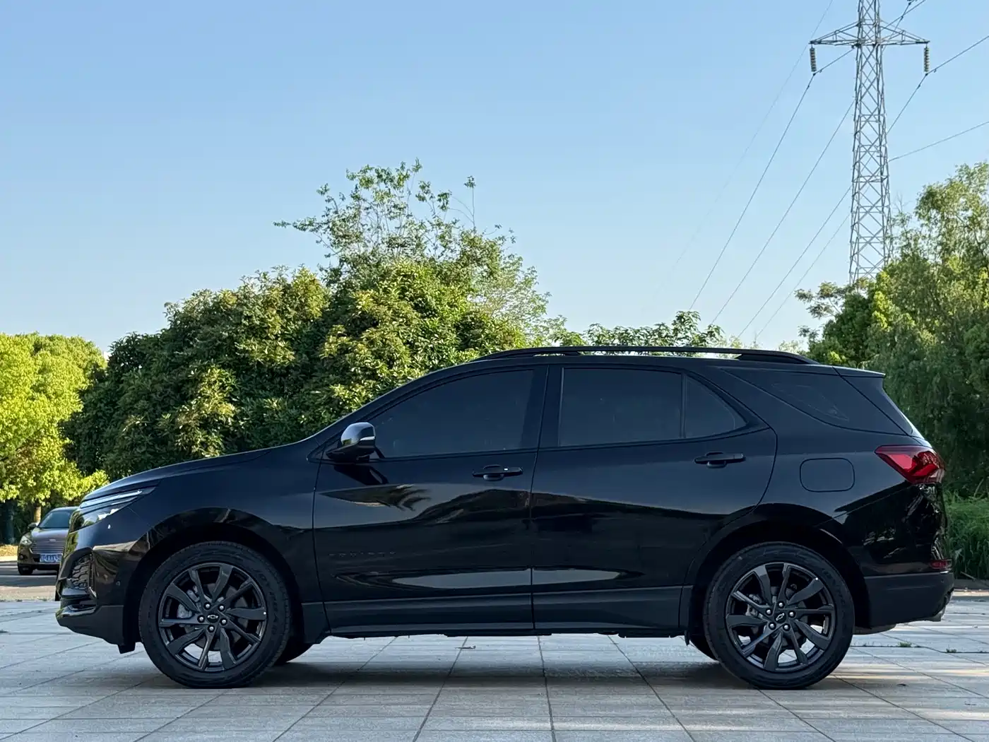 Chevrolet Equinox 2021 550T RS 4WD Intelligent Defender Edition фото 3