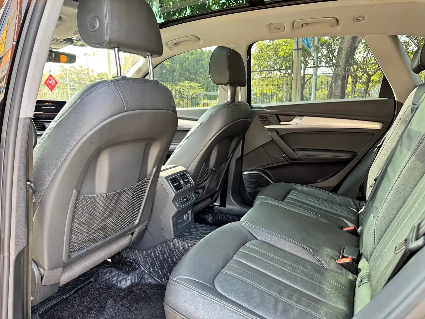 Audi Q5L 2020 40 TFSI Prestige Fashion фото 9