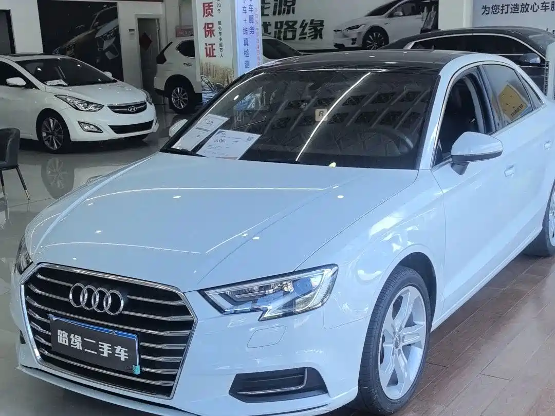 Фото 1 - Audi A3