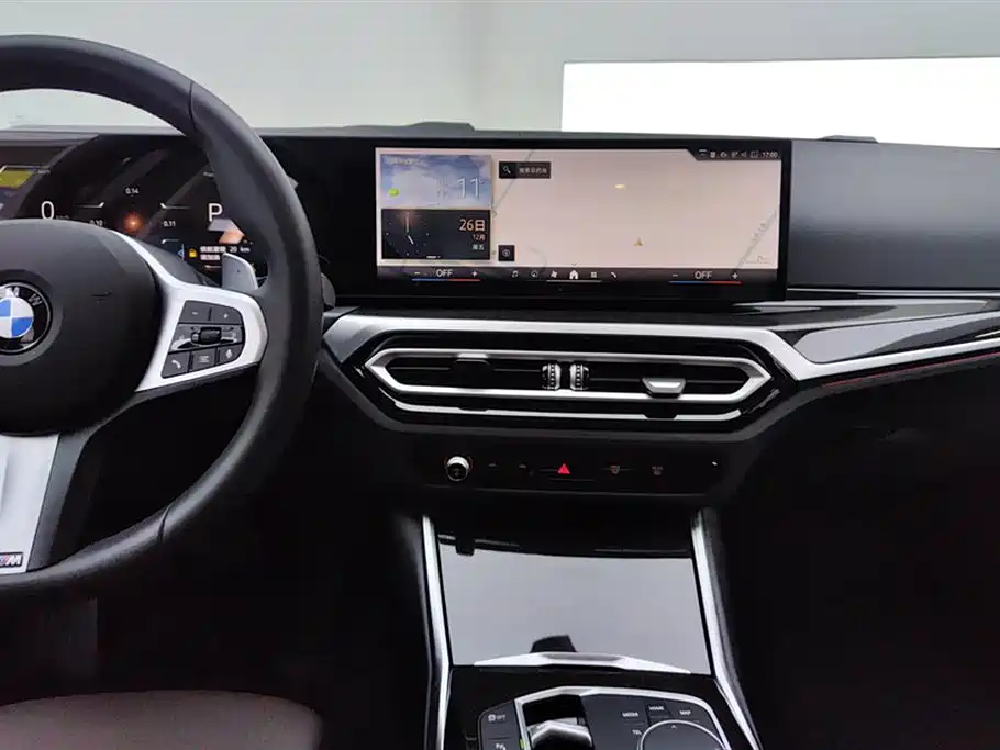BMW 3 Series 2024 325Li M Sport Package фото 13