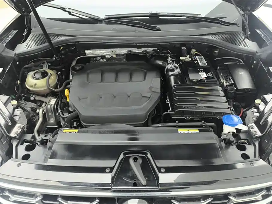 Volkswagen Tayron 2023 330TSI 2WD Luxury Plus Advanced Edition фото 10