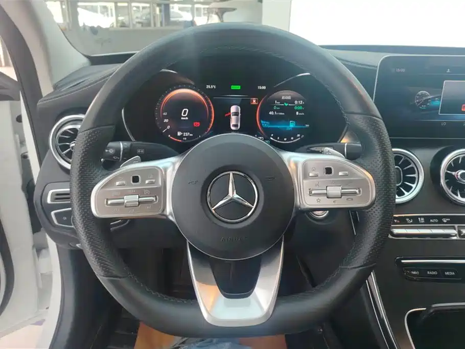 Mercedes-Benz C-Class 2020 Facelift C 260 L Sport фото 15