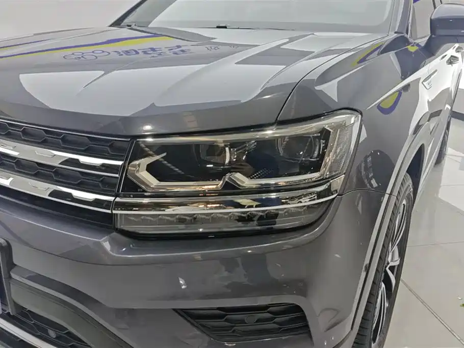 Volkswagen Tharu 2019 Model 330TSI 4WD Flagship Edition China VI фото 5