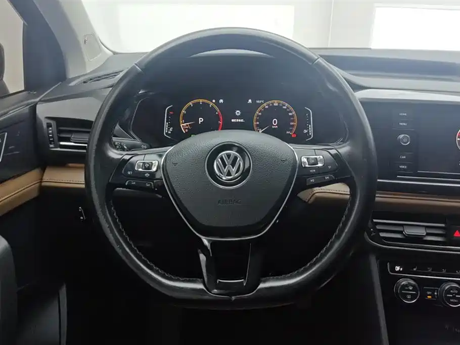 Volkswagen Tharu 2019 Model 330TSI 4WD Flagship Edition China VI фото 15