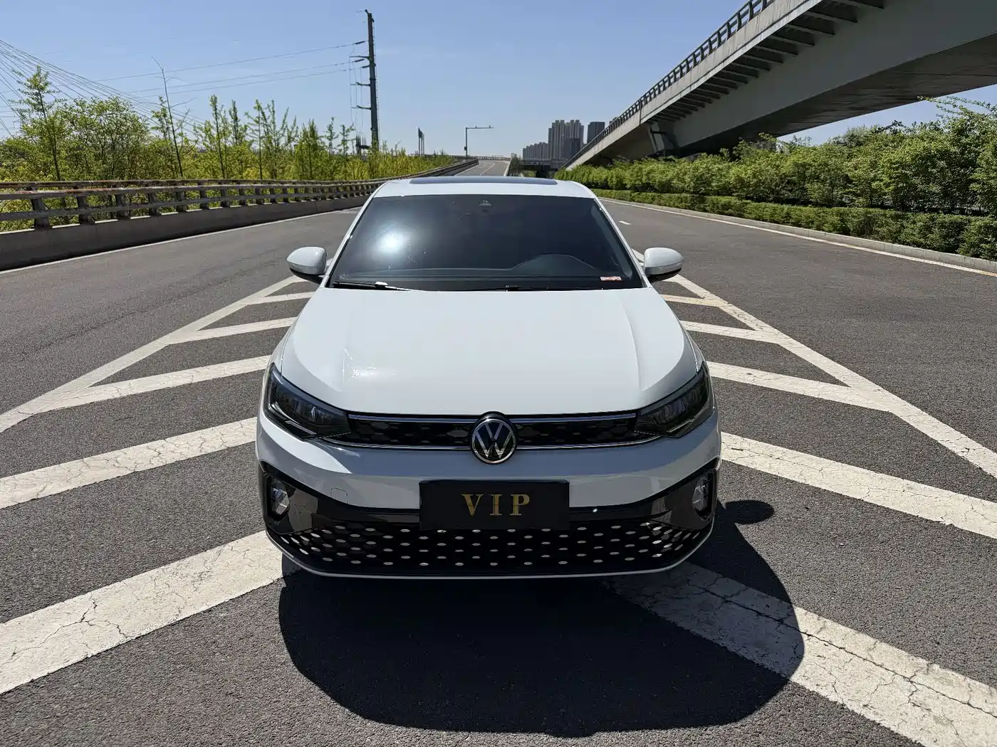 Volkswagen Lavida 2025 Model New Edge 1.5L New Leisure Edition фото 2