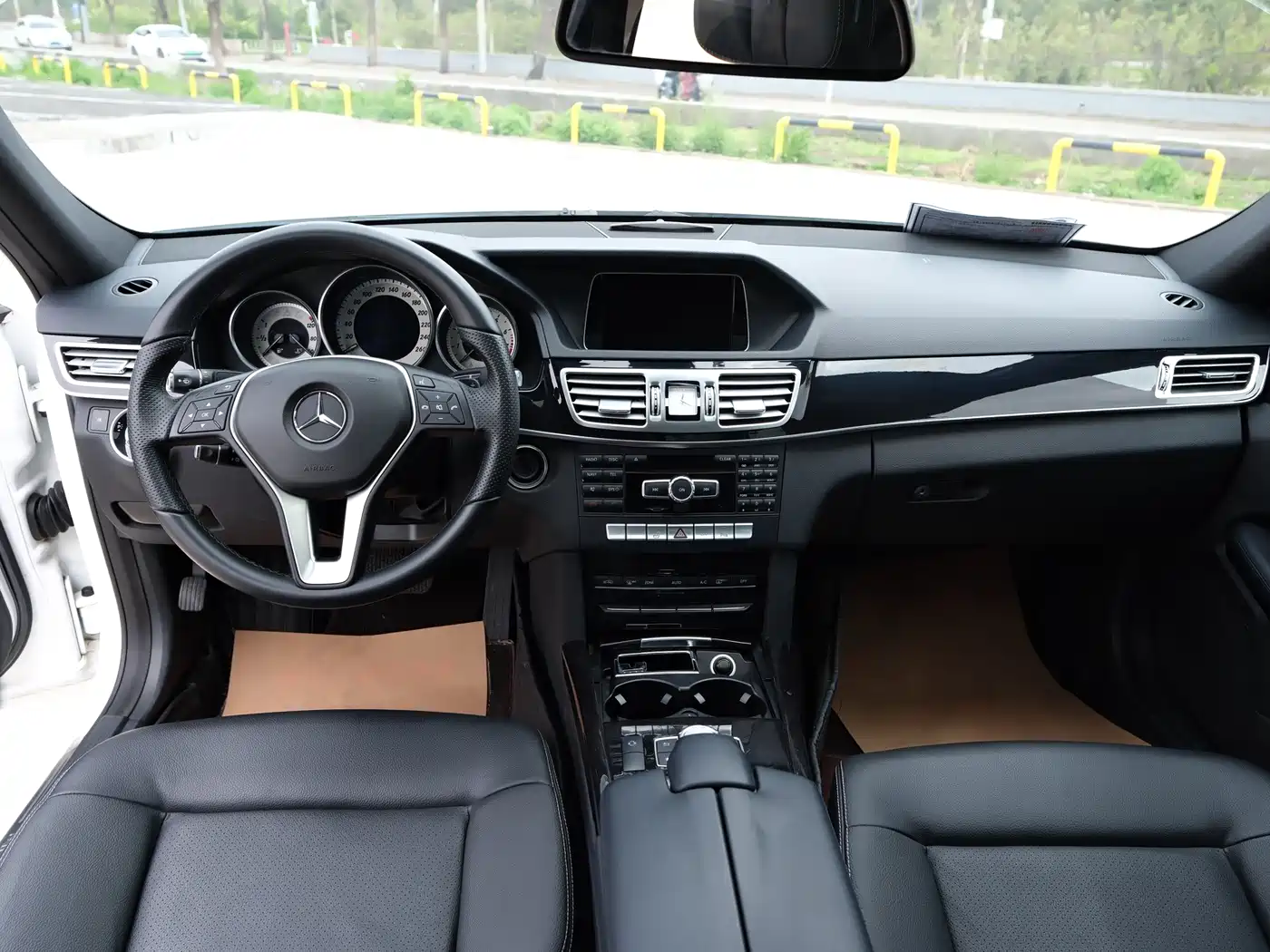 Mercedes-Benz E-Class 2014 Facelift E 260 L Sport фото 7