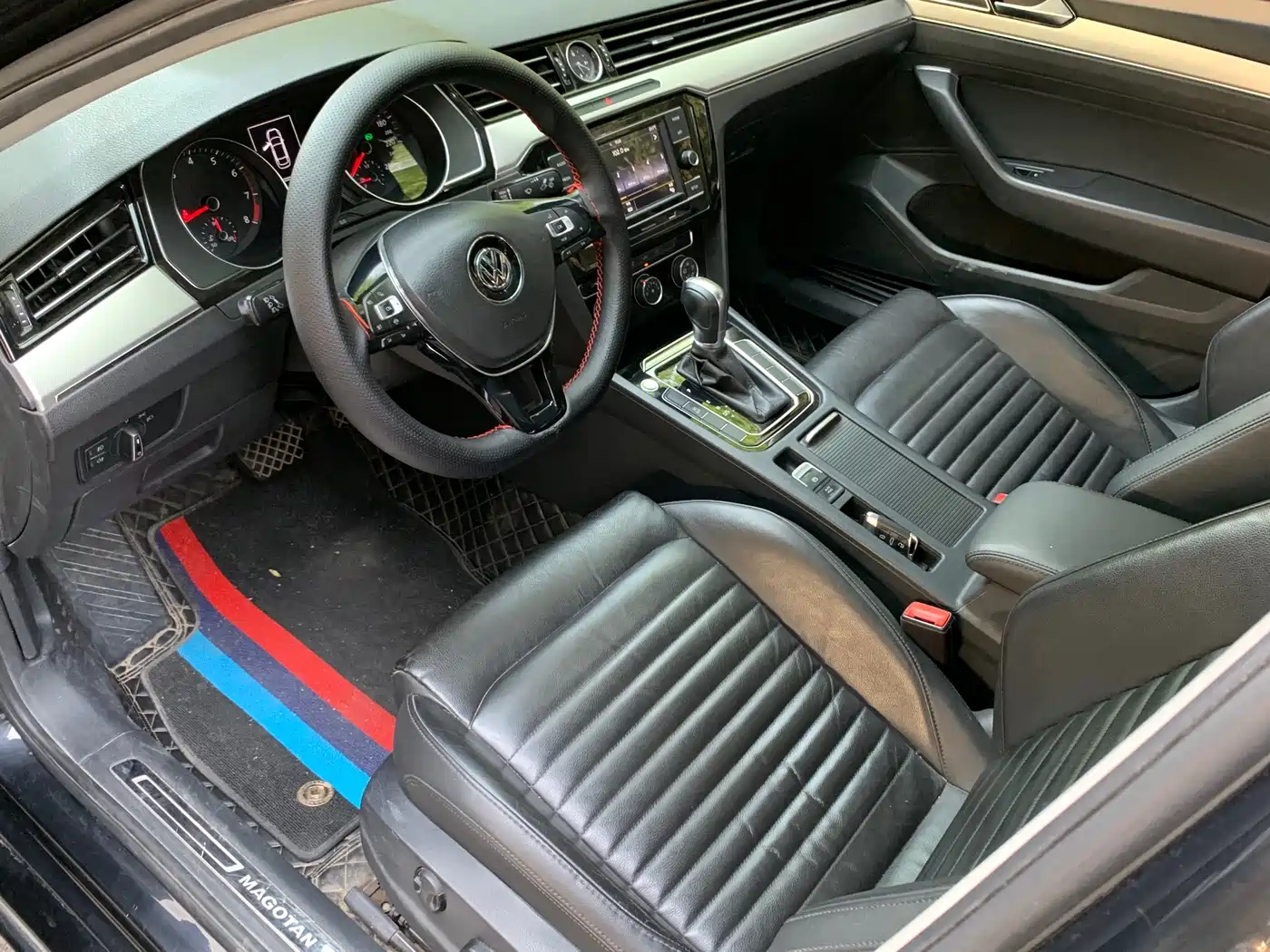 Volkswagen Magotan 2019 330TSI DSG Leading China V фото 8