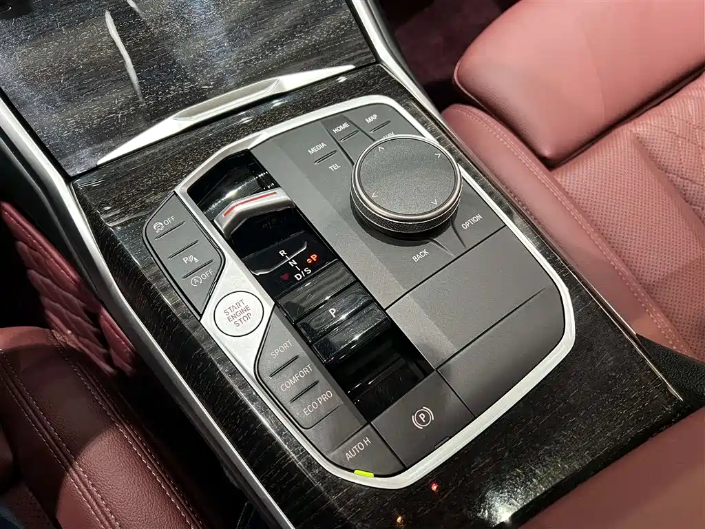 BMW 3 Series 2023 325Li M Sport Package фото 17