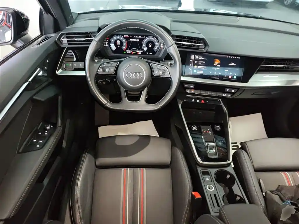 Audi A3 2022 Sportback 35 TFSI Style Sport фото 3
