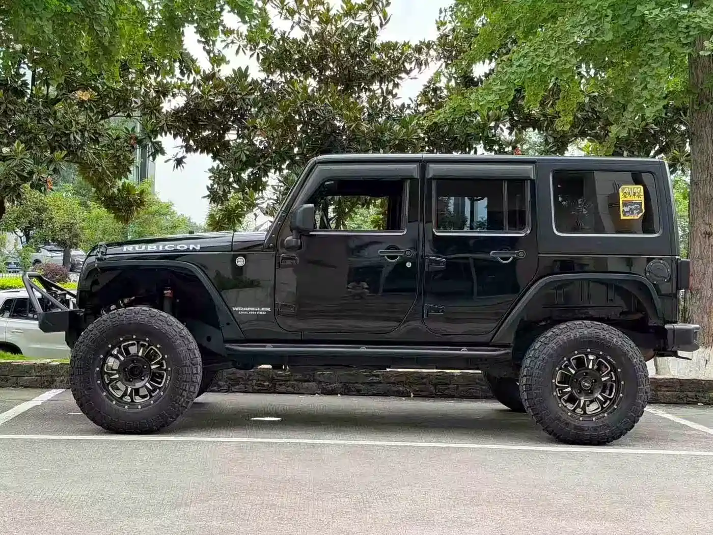 Photo 4 - Jeep Wrangler