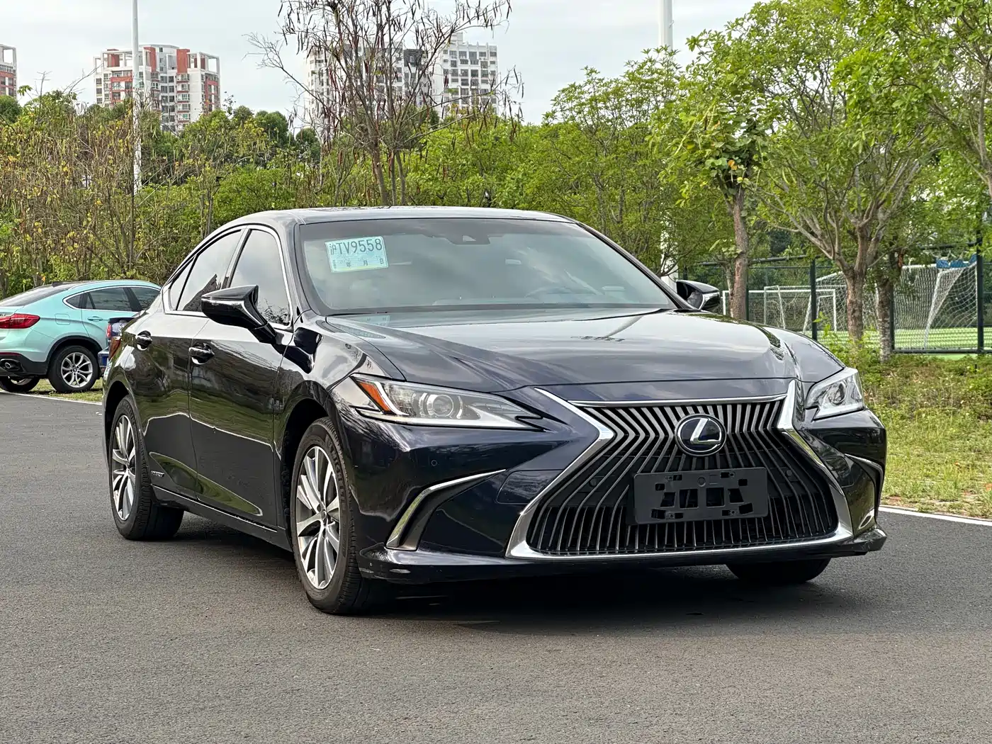 Lexus ES 2018 300h Excellence Edition China V фото 3