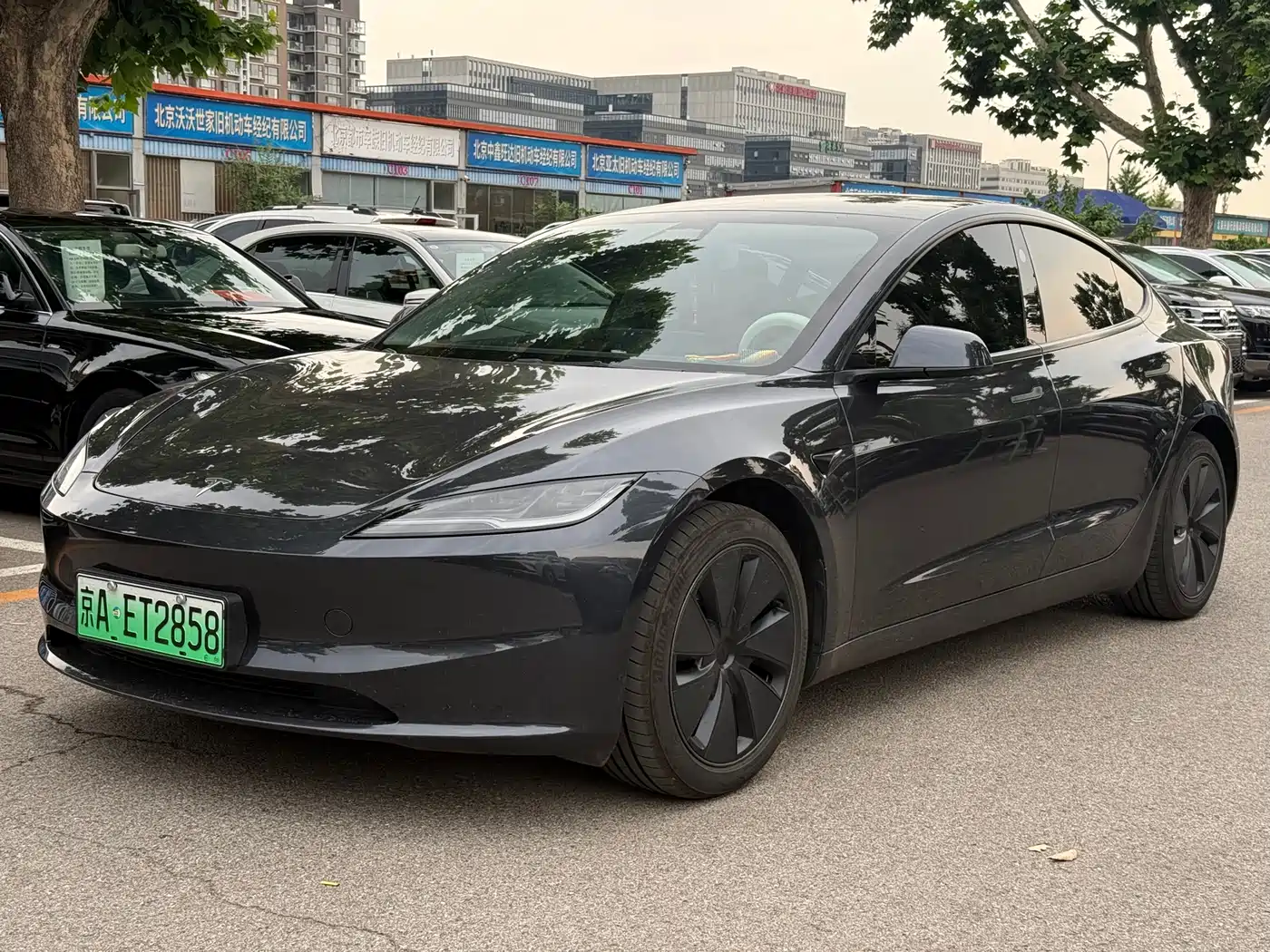 Tesla Model 3 2025