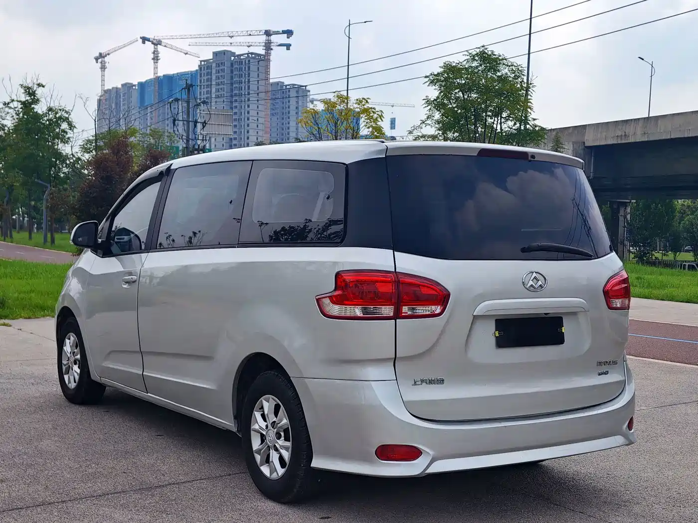 SAIC Maxus Maxus G10 2015 2016 2.0T Automatic Elite